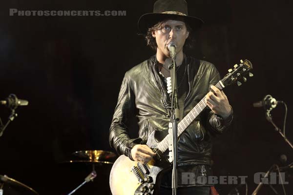 THE LIBERTINES - 2015-08-29 - SAINT CLOUD - Domaine National - Grande Scene - 